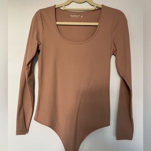 Abercrombie scoop neck seamless bodysuit